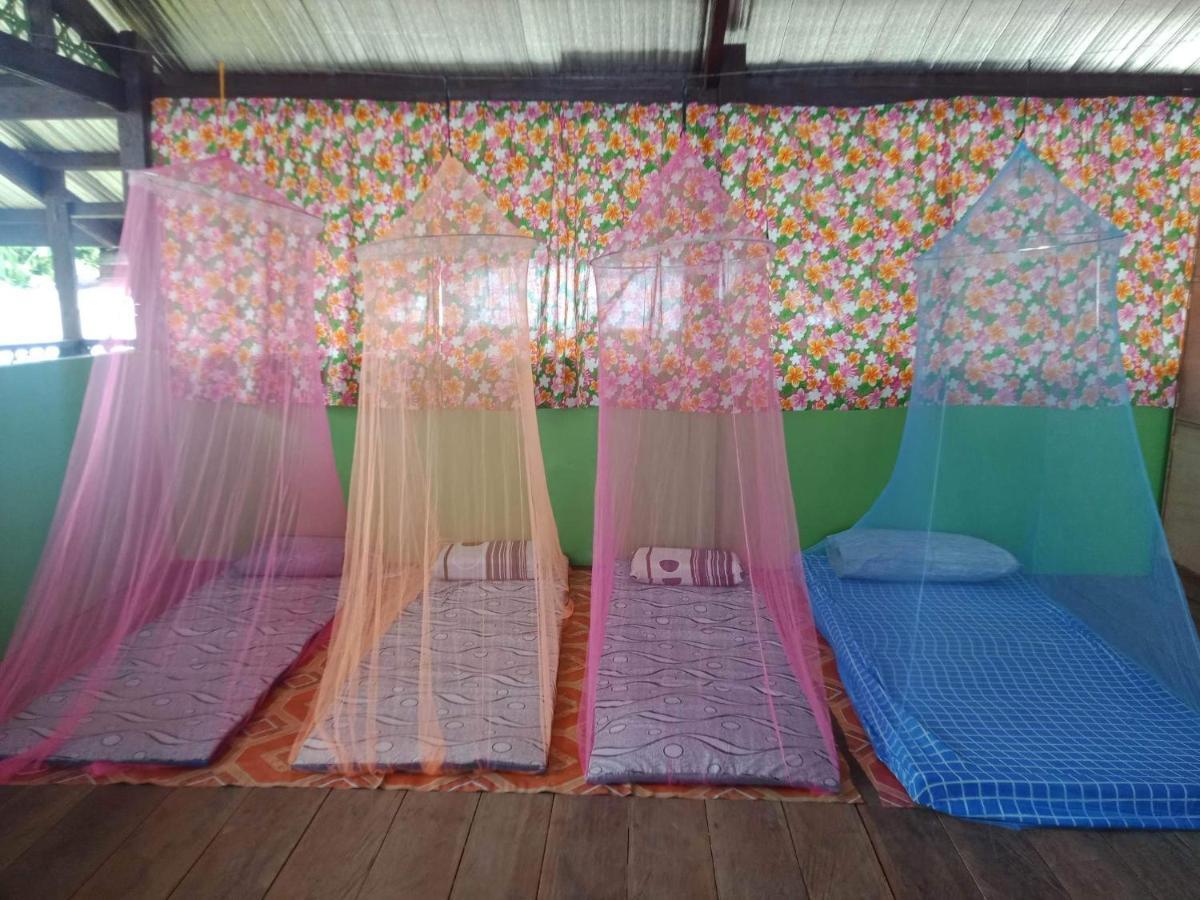 Roca'S Homestay Backpackers Chalet Batuan Dış mekan fotoğraf