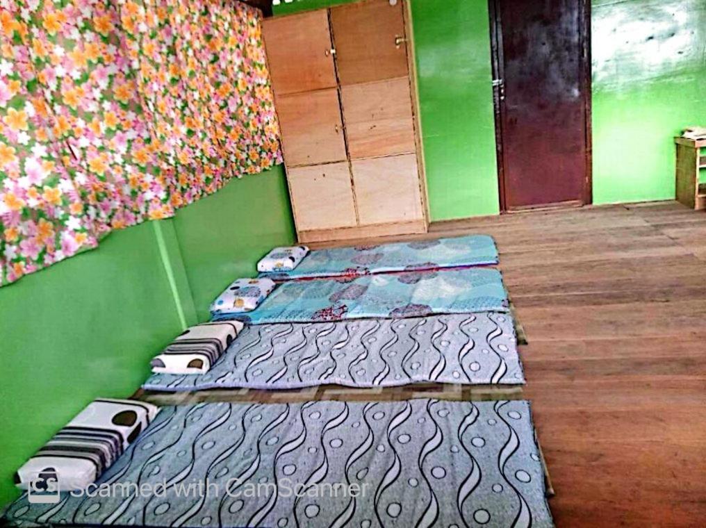Roca'S Homestay Backpackers Chalet Batuan Dış mekan fotoğraf