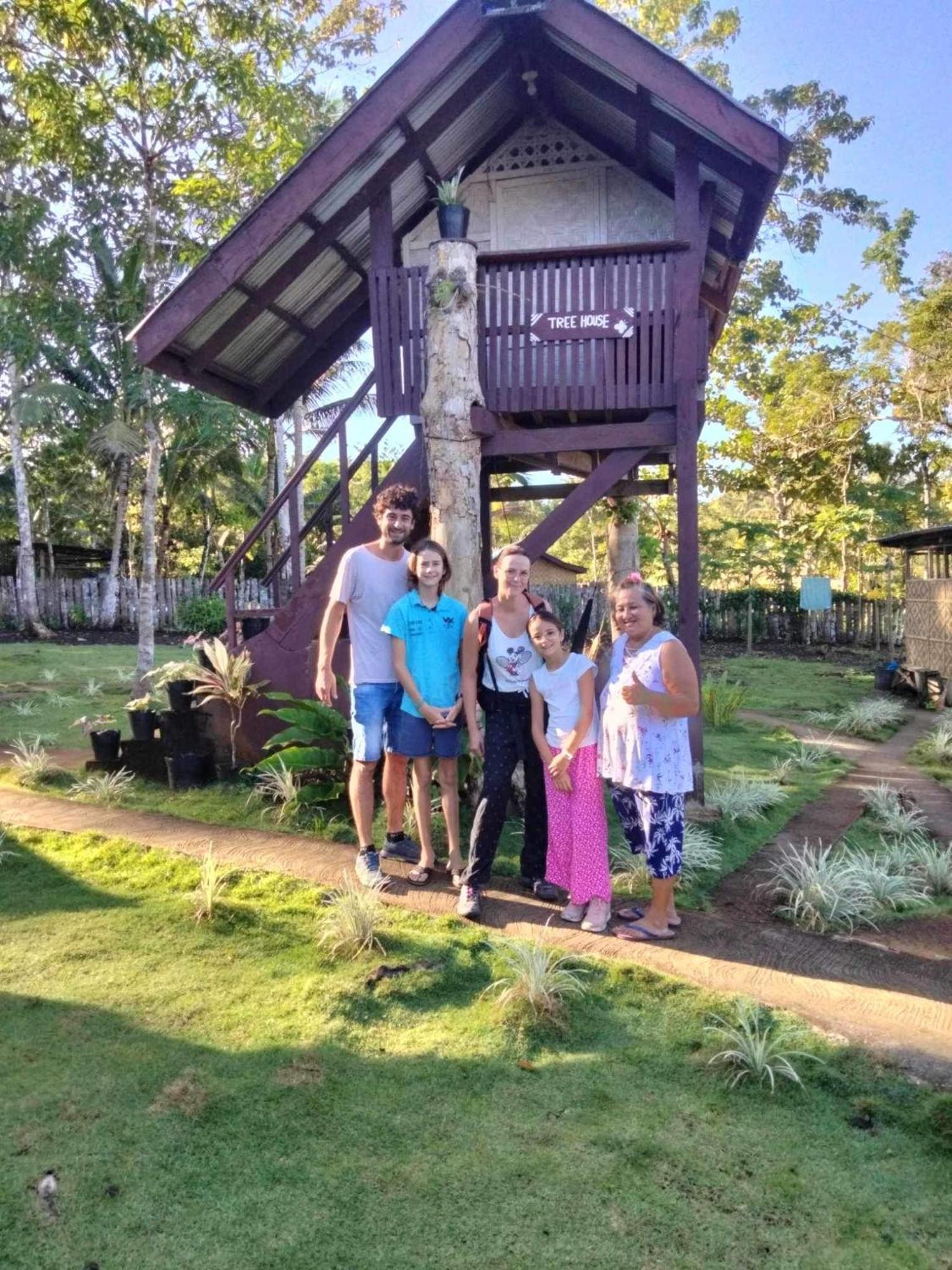 Roca'S Homestay Backpackers Chalet Batuan Dış mekan fotoğraf